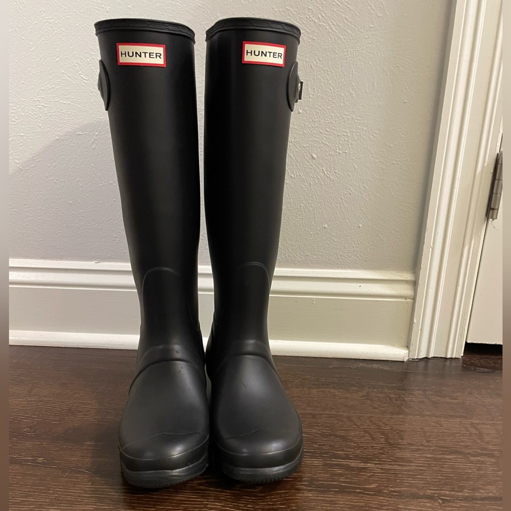 Hunter boots size 9 black rain boots original style